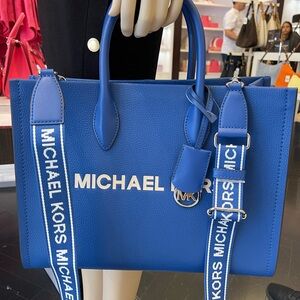 MICHAEL KORS Mirella Medium EW Pebbled Leather Tote Bag
Galaxy Blue
NWT